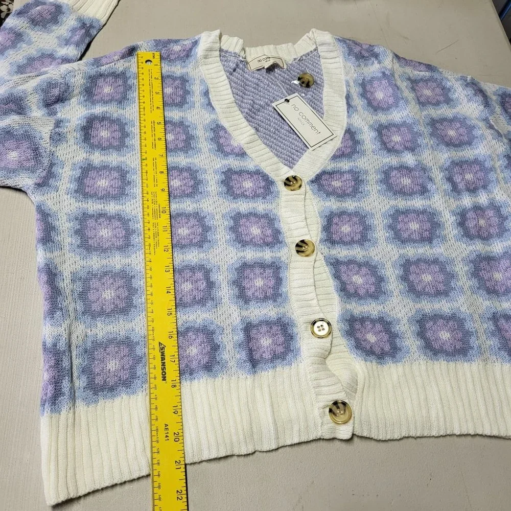 New‎ Womens No Comment Button Sweater Size Large Blue White Long Sleeve Cardigan